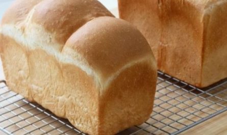 5 symbolic meanings of Dream about white bread