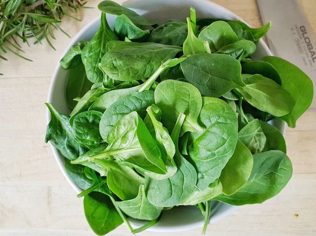 5 symbolic meanings of Dream about eating spinach
