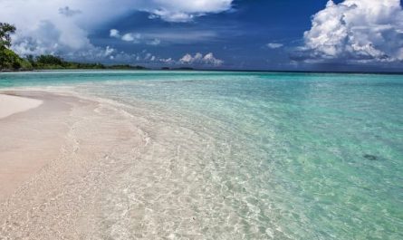 5 symbolic meanings of Dream about clean sea