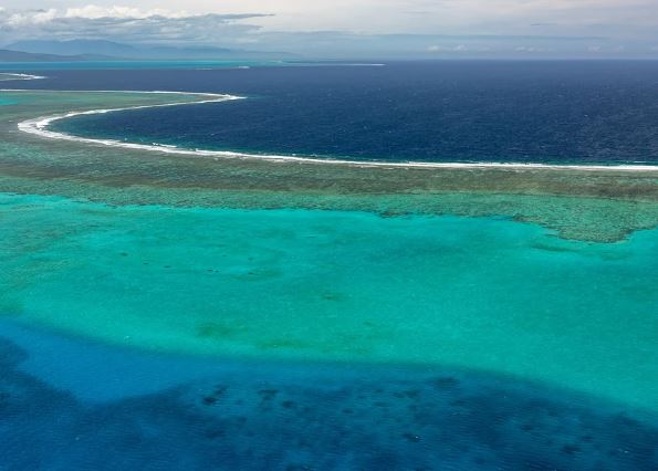 5 symbolic meanings of Dream about emerald sea