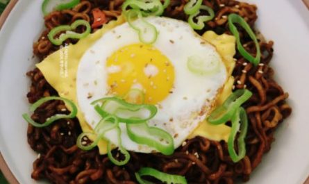 5 symbolic meanings of Dream about instant fried noodles
