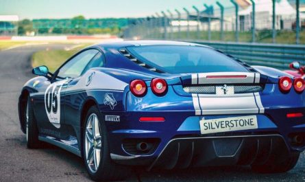 5 Spiritual Meanings of Dream about blue car