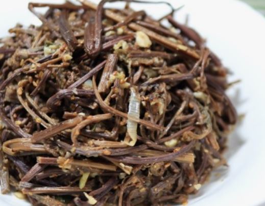 5 Spiritual Meanings of Dream about eating ferns