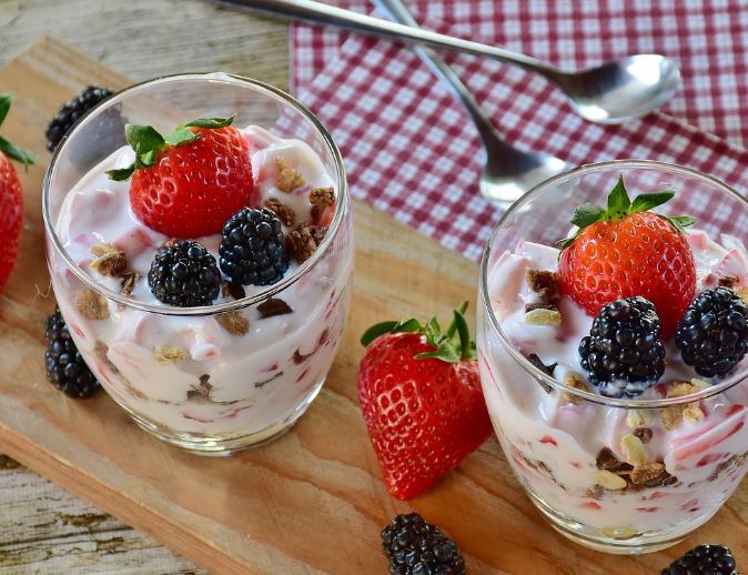 15 Symbolic Meanings of Dreaming About Yogurt