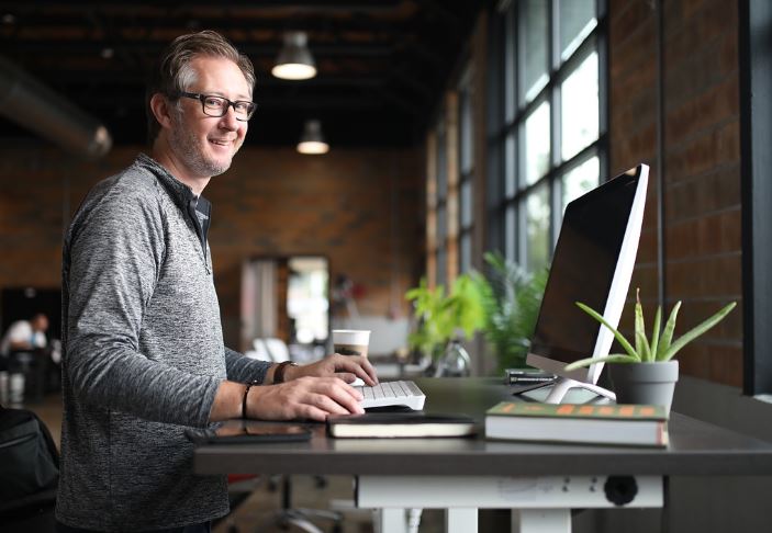 5 Symbolic Meanings of Dreaming About Doing Business