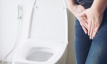 14 Symbolic Meanings of Dreaming About Urinating