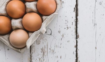 18 symbolic meanings of dreaming about rotten eggs