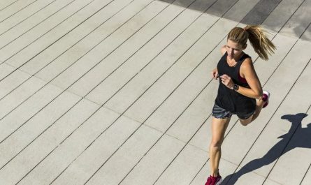 19 Symbolic Meanings of Dreaming About Running