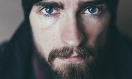 18 symbolic meanings of dreaming about plucking one's beard