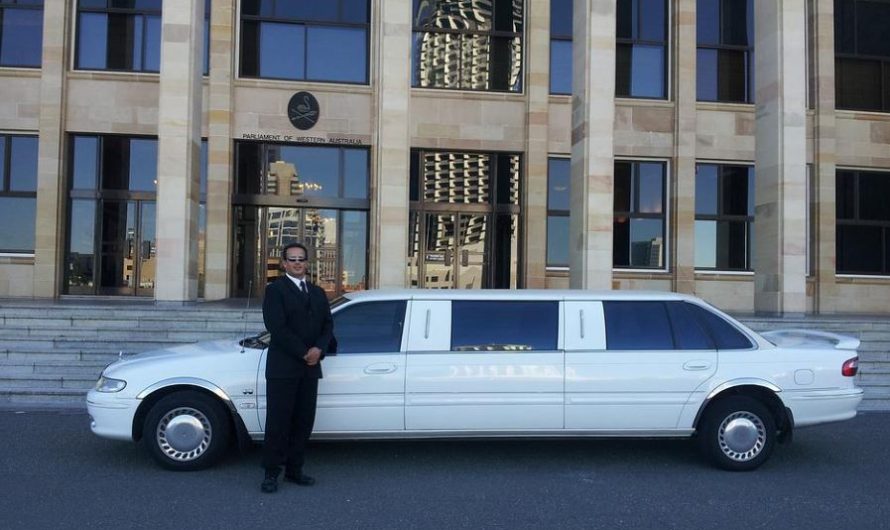 13 Symbolic Meanings of Dreaming of a Limousine Car