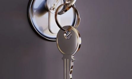 15 Symbolic Meanings of Dreaming About Keys