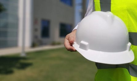 Dreaming of a Helmet : 15 Meaning & Interpretations