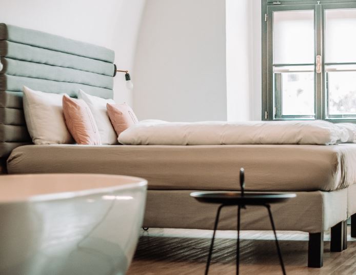 Dreaming of a Room : 11 Meaning & Interpretations