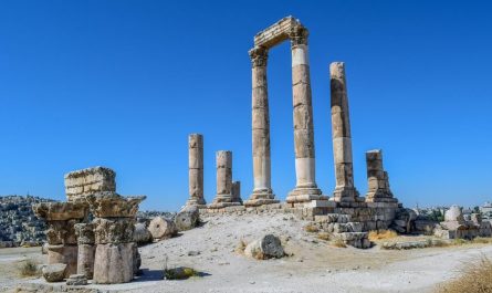 12 Spiritual Meanings of Dreaming About a Certain Place