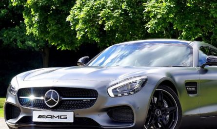 10 Spiritual Meanings of Dreaming About Foreign Cars