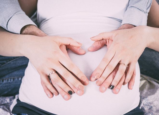 12 Symbolic Meanings of Dreams about Childbirth