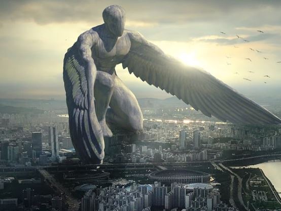 11 Symbolic Meanings of Dreaming About Growing Bigger