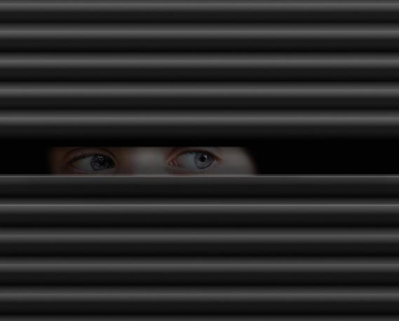 11 Symbolic Meanings of Dreams About Hiding