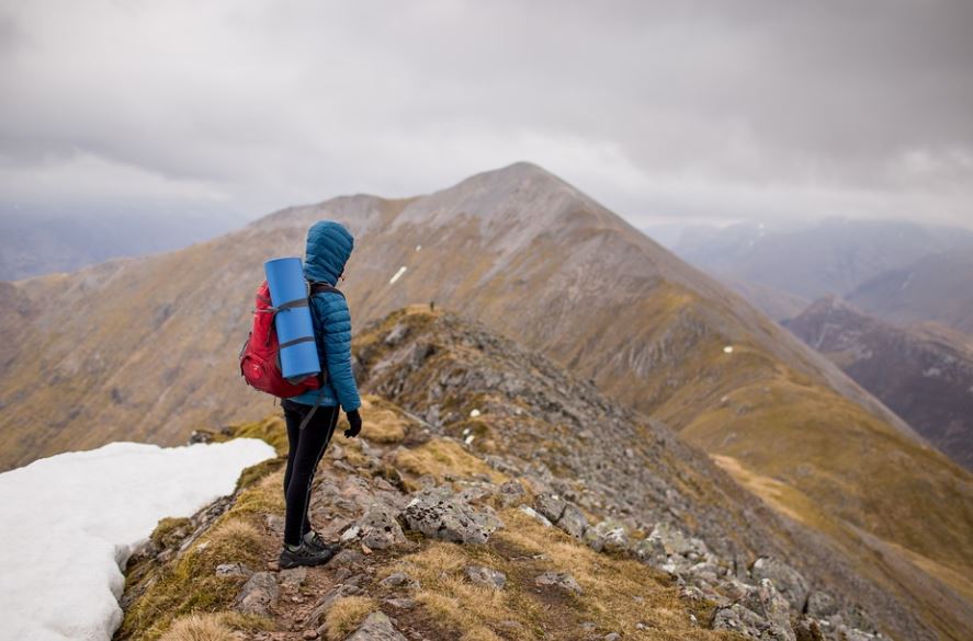 18 Symbolic Meanings of Dreams About Heights
