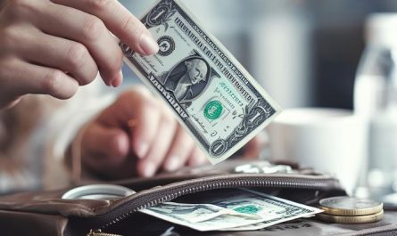 10 Symbolic Meanings of Dreams About Salary