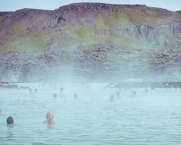 8 Symbolic Meanings of Dreaming of Hot Springs