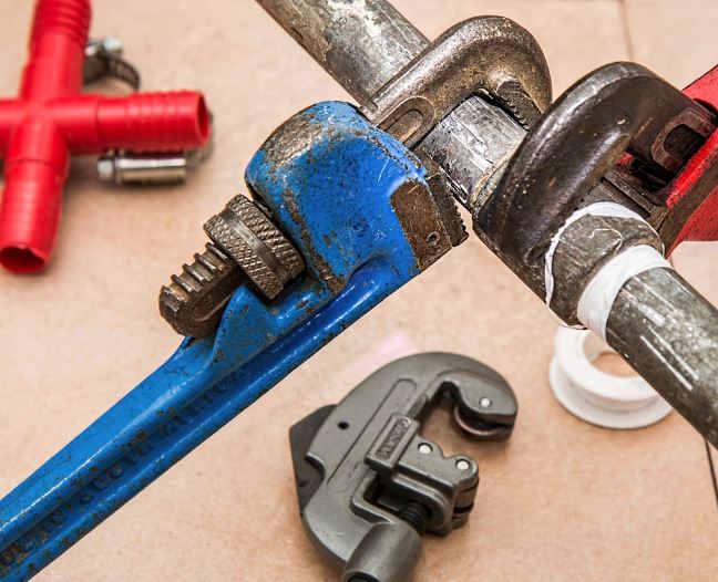13 Symbolic Meanings of Dreams about Repair