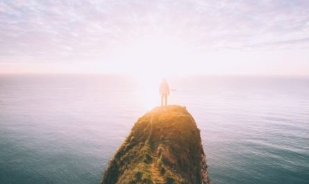9 Symbolic Meanings of Dreaming of Invisibility