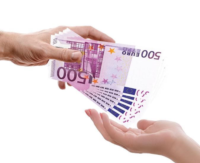12 Symbolic Meanings of Dreams about Lending and Borrowing