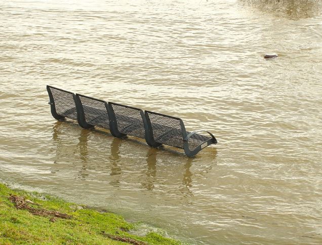 7 Symbolic Meanings of Dreams About Flooding