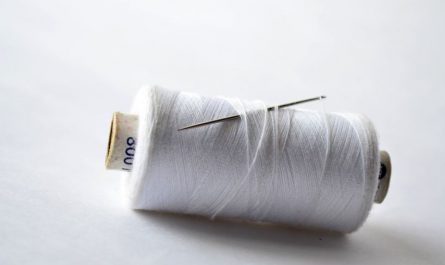 20 Symbolic Meanings of Dreams about Needles