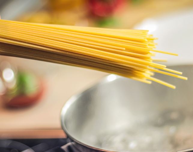 13 Symbolic Meanings of Dreams About Boiling