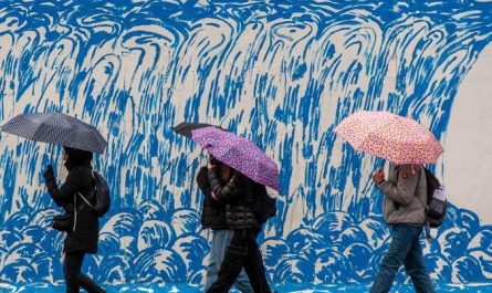14 Symbolic Meanings of Dreaming of Being Followed