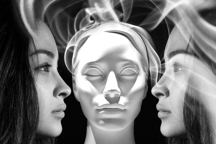 10 Symbolic Meanings of Dreaming of Being Spellcastered