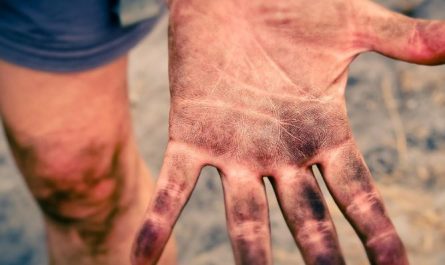 15 Symbolic Meanings of Dreams About Dirt