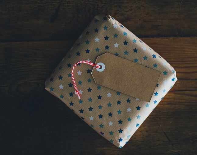 7 Symbolic Meanings of Dreaming About Packaging