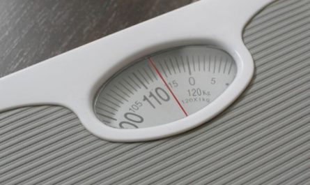 dreaming about weighing