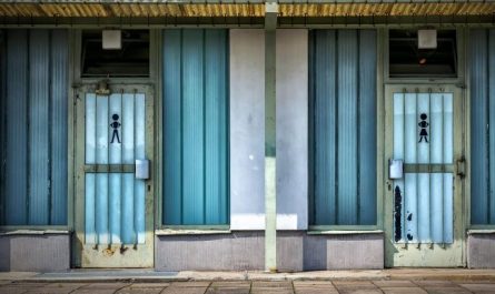 10 symbolic meanings of dreaming about a toilet