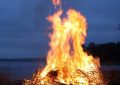 13 Symbolic Meanings of Dreaming About Being Burned