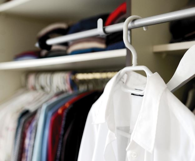 10 symbolic meanings of dreaming about new clothes